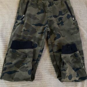 Old Navy Kids Camo Joggers - Green and Black